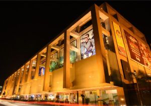 5 Famous Shopping Centres in Lahore For Reliable Shopping